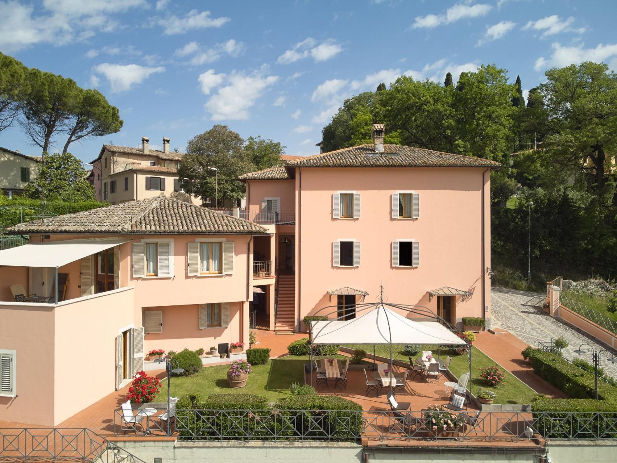 Albergo Villa Cristina สโปเลโต ภายนอก รูปภาพ