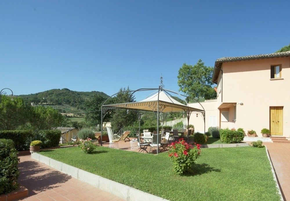 Albergo Villa Cristina สโปเลโต ภายนอก รูปภาพ